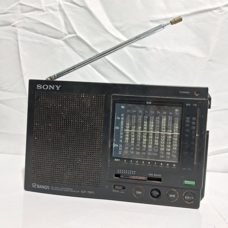 Sony 12 band radio