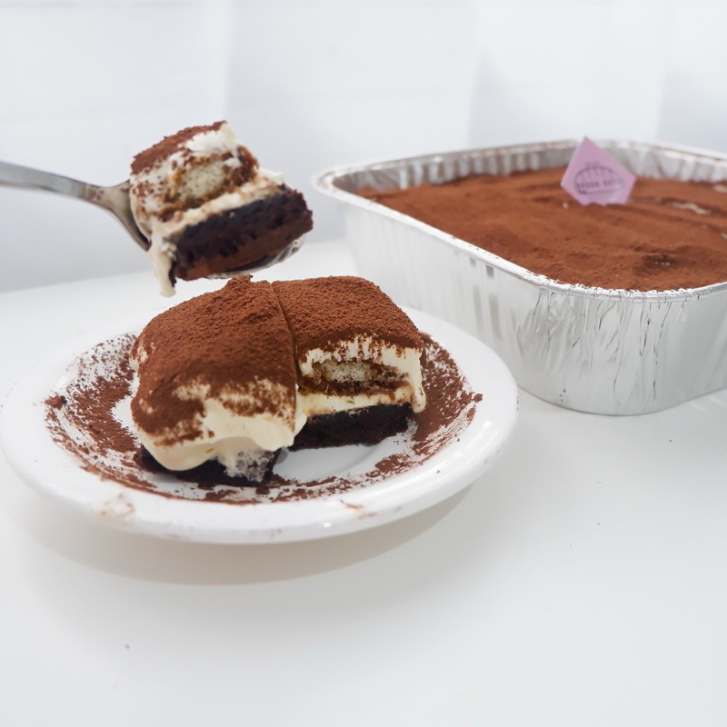 

Brownies Tiramisu Premium Mascarpone Cheese Bogor