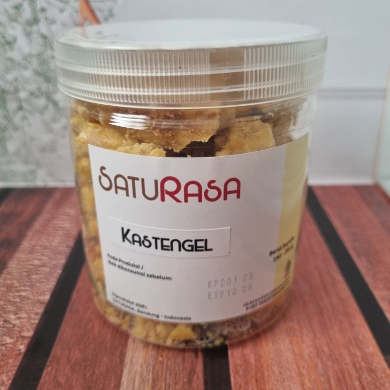 

Kastengel by Saturasa Bandung Kue Kering Lebaran