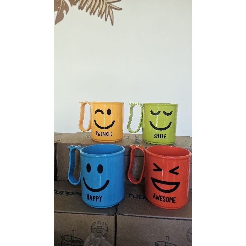 emoticon mug tupperware