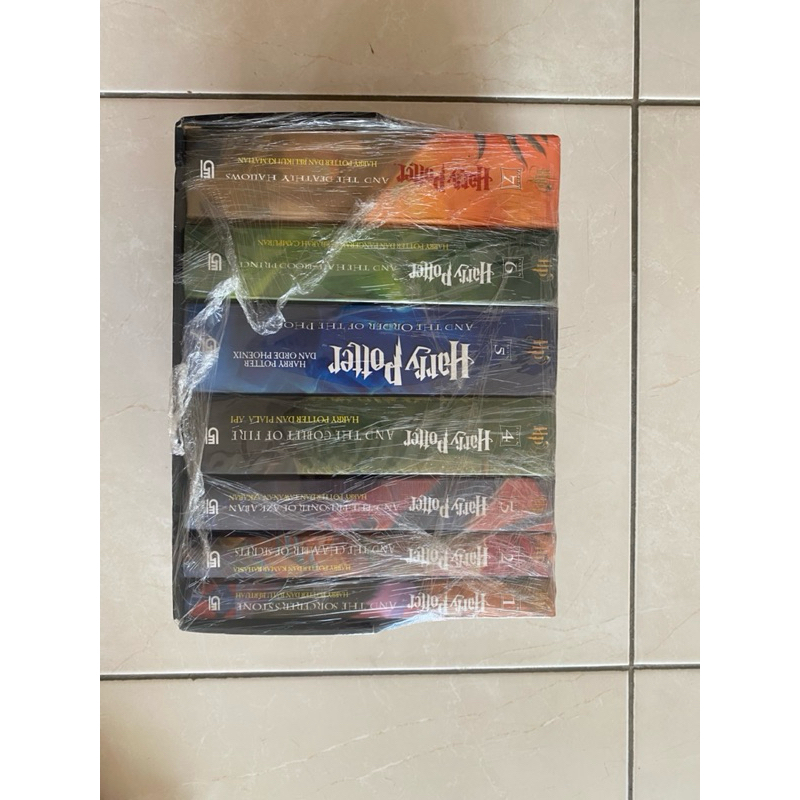 Buku Harry Potter Box Set Gramedia Indonesia Kolektor Preloved PALING MURAH DI SHOPEE