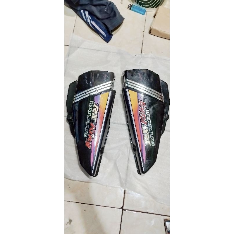 bok aki box cover side tutup RX king hitam 1999 original ori master