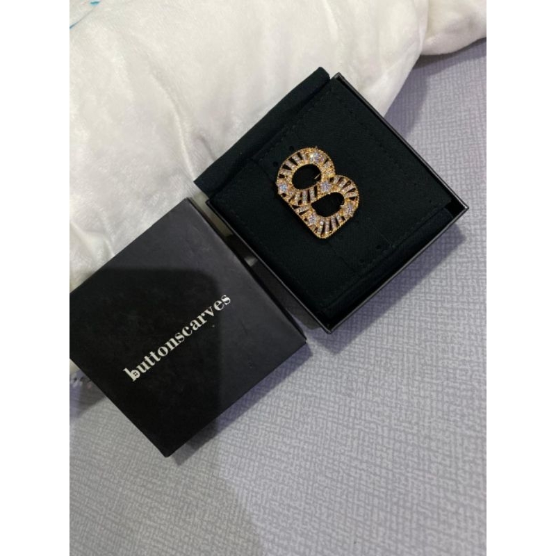 GOLD-Signature Star Flapper Buttonscarves brooch Baru dan siap kirim