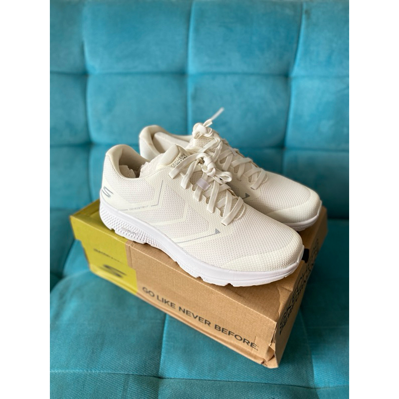 Shoes running Skechers Go run Consistent traceur white 220082