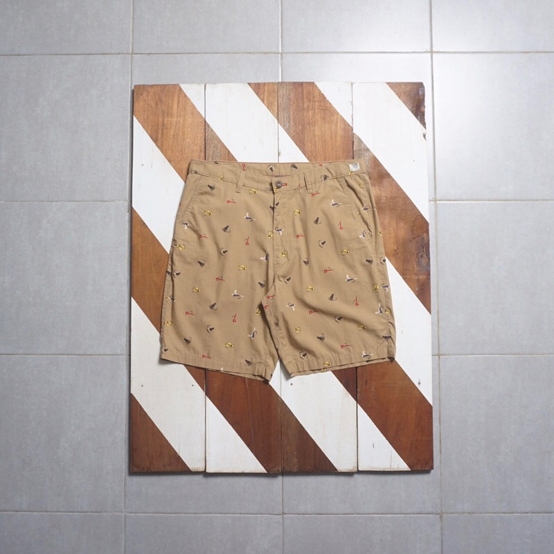 celana pendek eddie bauer