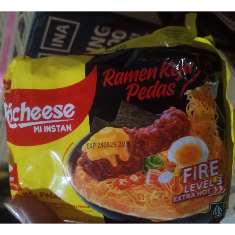

RICHEESE MIE INSTAN // (MIE GORENG DAN KUAH) KEJU DENGAN BERBAGAI LEVEL PEDAS
