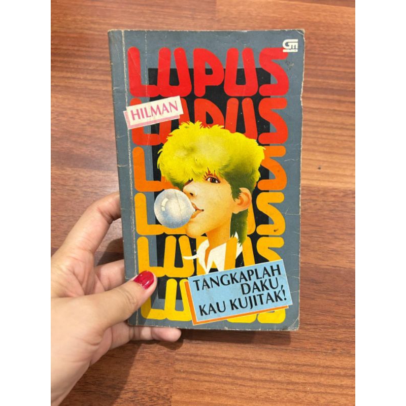 Buku - Lupus Tangkaplah Daku Kau Kujitak oleh Hilman