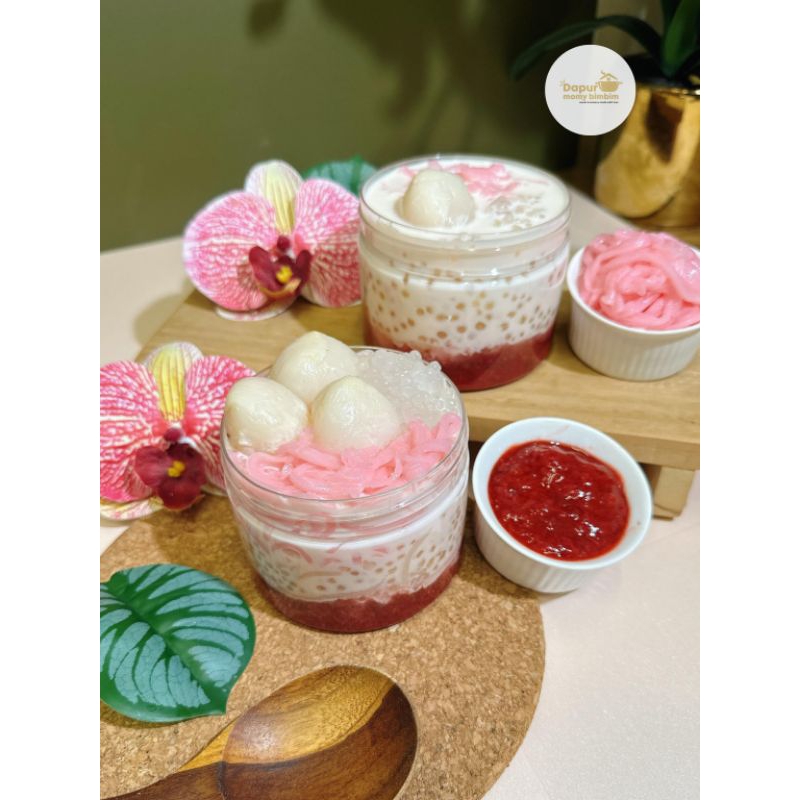 

Strawberry Guava Dessert by Dapur Momy Bimbim