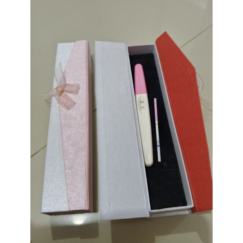 

Kotak Box Surprise kejutan tes kehamilan - perhiasan - gelang - kalung - ulangtahun (warna random)