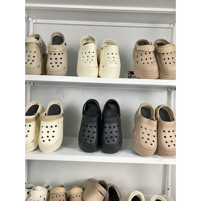 Crocs Sandal Pria Wanita Anti Air Crocs Rijek