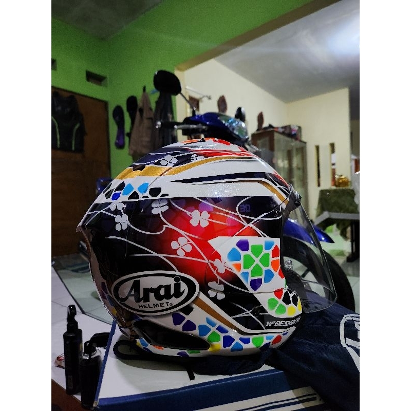 Helm Arai Half Face Nakagami gp2