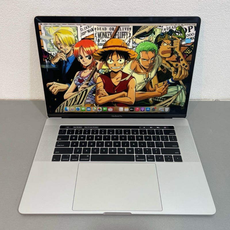 Macbook Pro 2016 15 inch Core i7 Ram 16gb Ssd 512gb Second Original