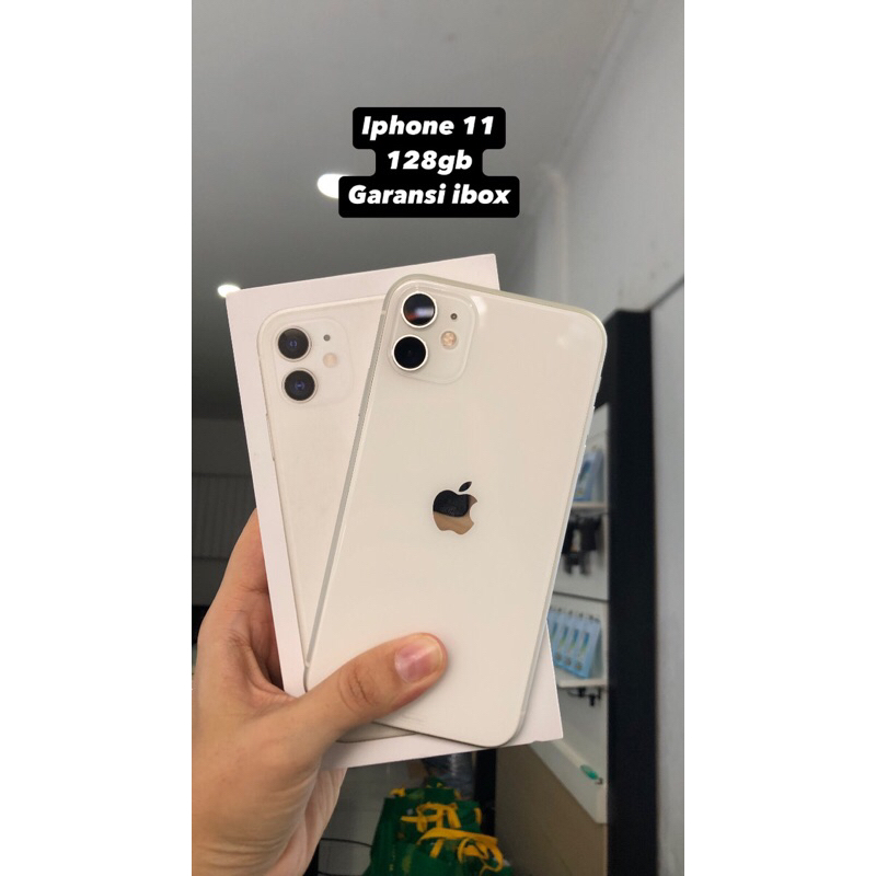 {Second} Iphone 11 128 White & Black