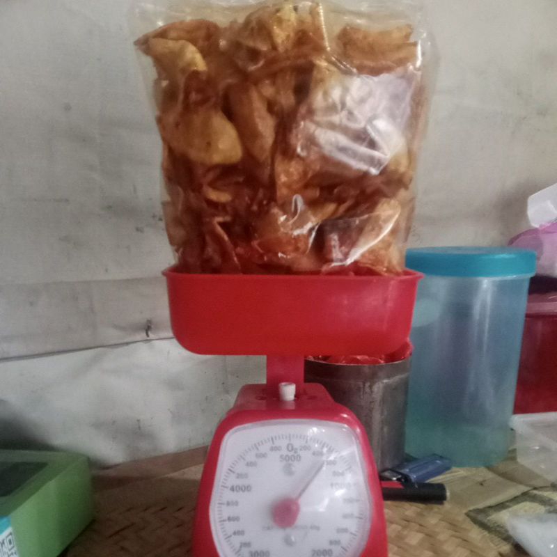 

1/2kg keripik singkong asam manis pedas