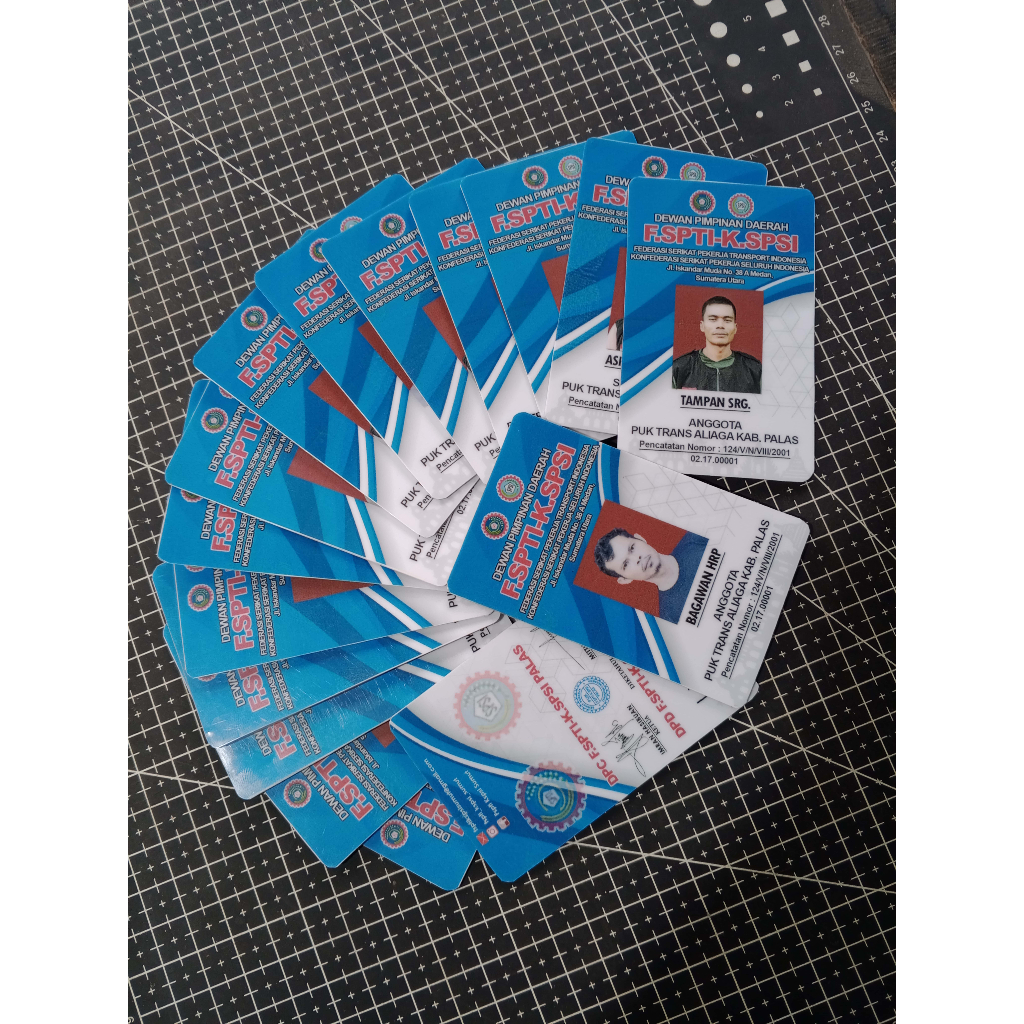 

Cetak ID Card PVC Custom Kartu Pelajar KTA Member dan Kartu lainnya Anti Luntur