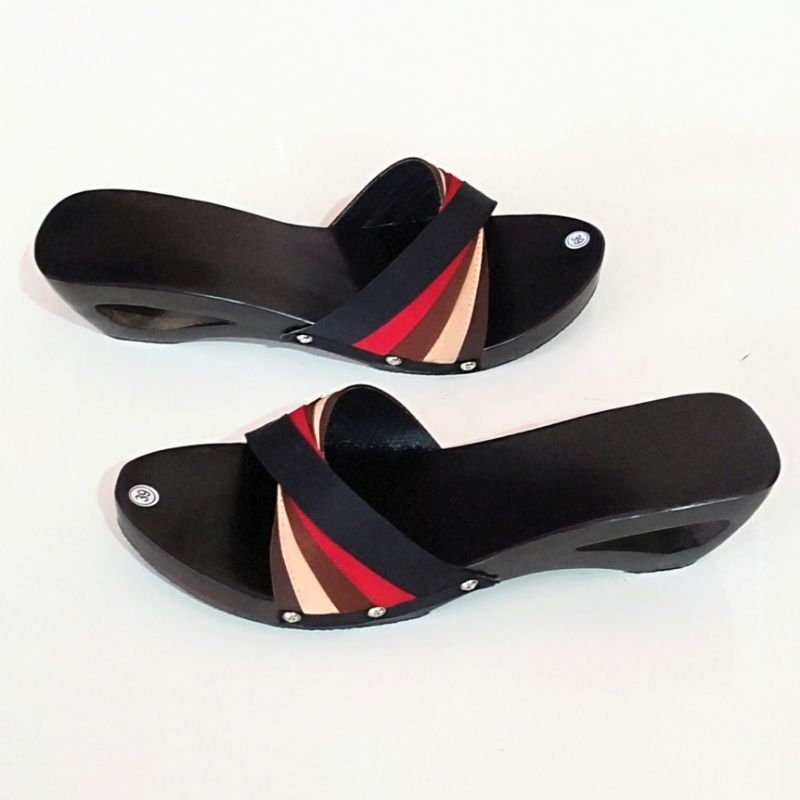 kelom geulis wedges 5 cm silang / sandal wedges wanita / wedges sandal / sandal kayu