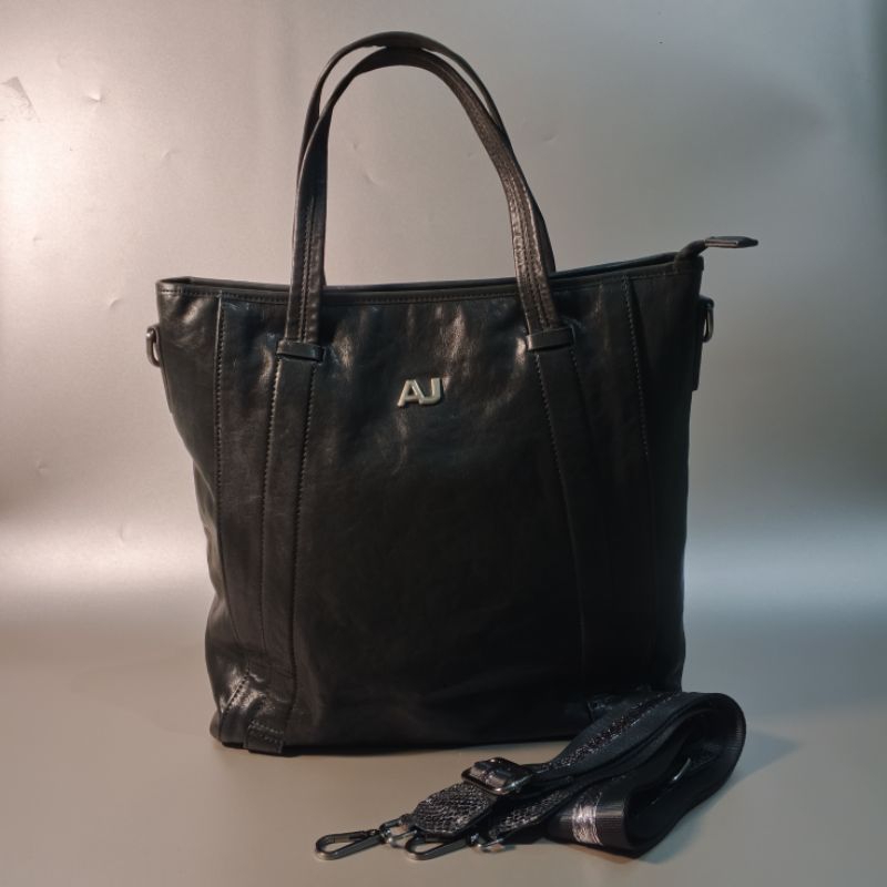 Preloved Tote Bag Selempang Leather Armani AJ