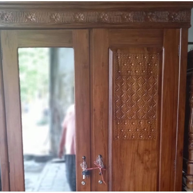 Lemari Kayu Jati Ukir 2 Pintu Kaca | Lemari Pakaian Kayu Jati 2 Pintu | Lemari | Almari | Lemari Baj