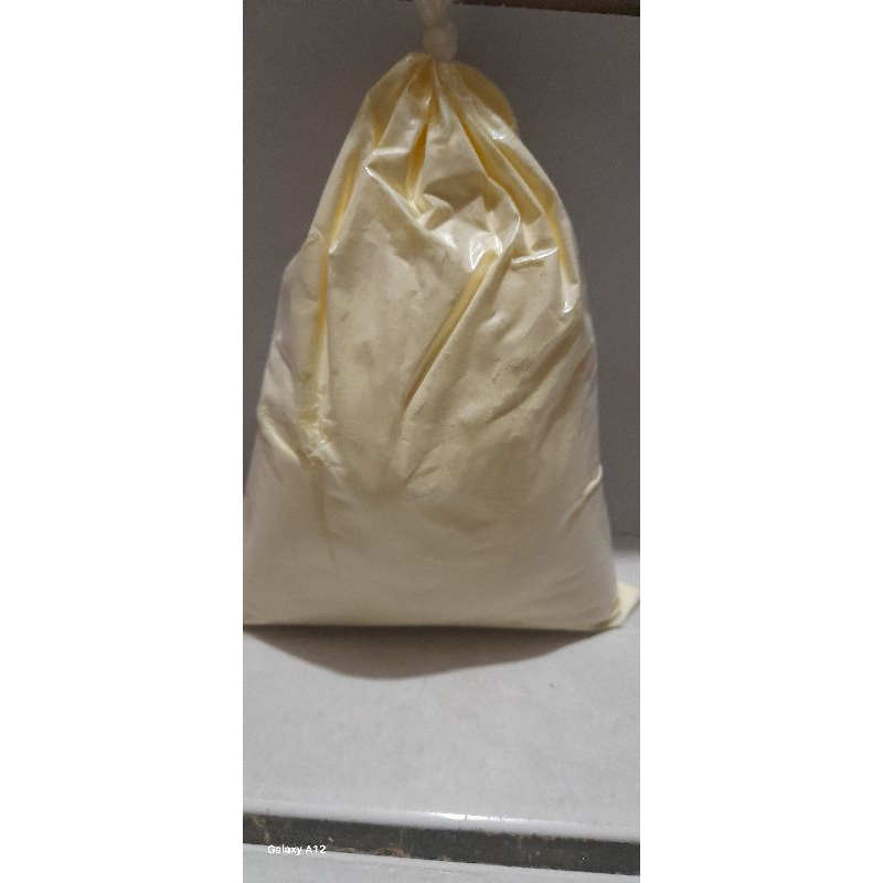 

Susu bubuk ,bahan campuran kue roti dll