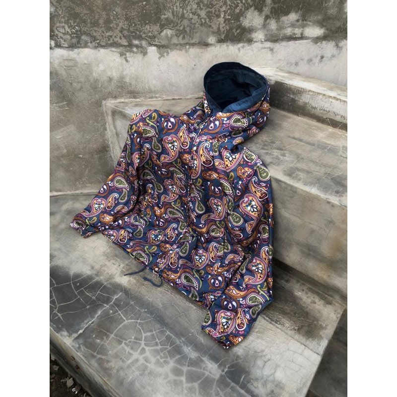 Pretty Green paisley