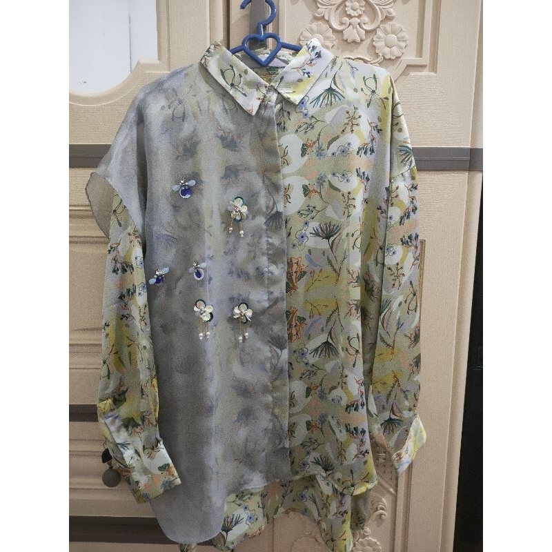 Preloved top Jenna n kaia