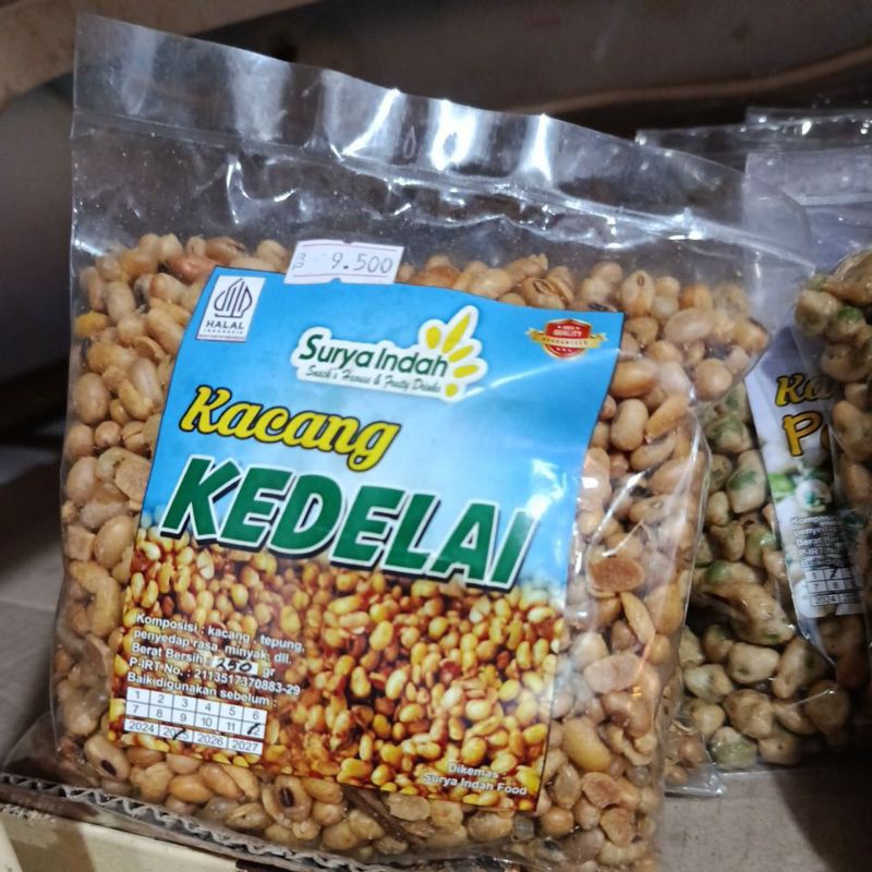 

Kacang Kedelai 250gr Gurih dan Renyah Surya Indah Jombang