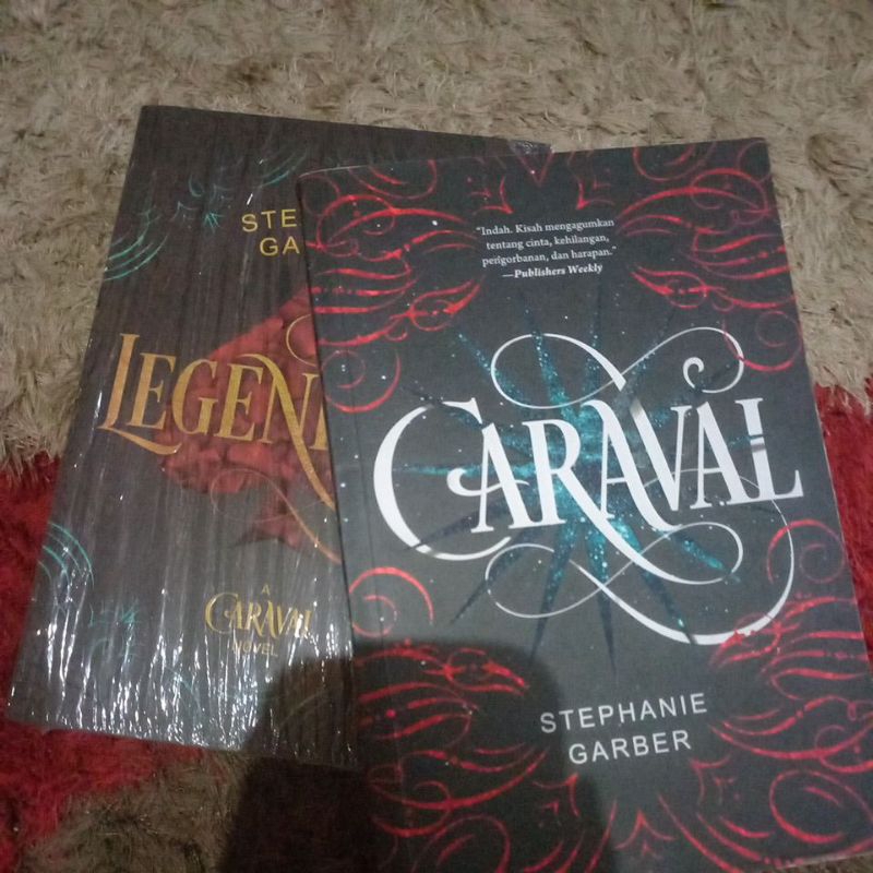 Caraval legendary preloved
