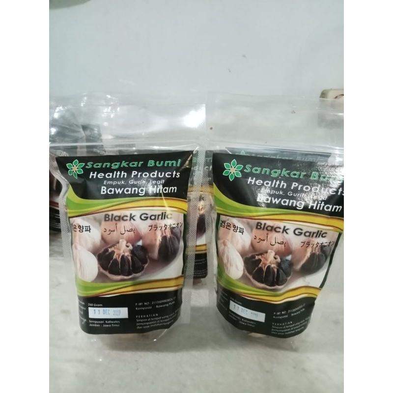 

Black Garlic / Bawang Hitam Sangkar Bumi 250g