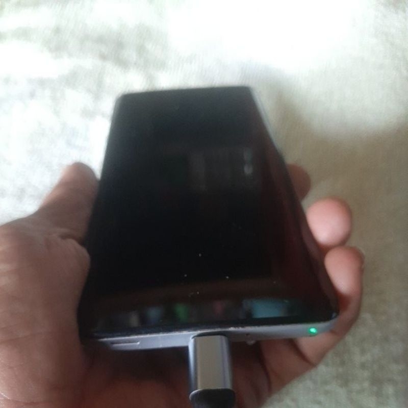 Sharp Aquos zero 2 second