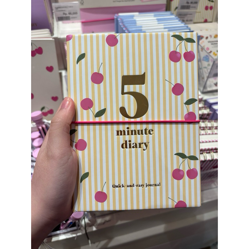 

FLYING TIGER - 5 minute diary cherry