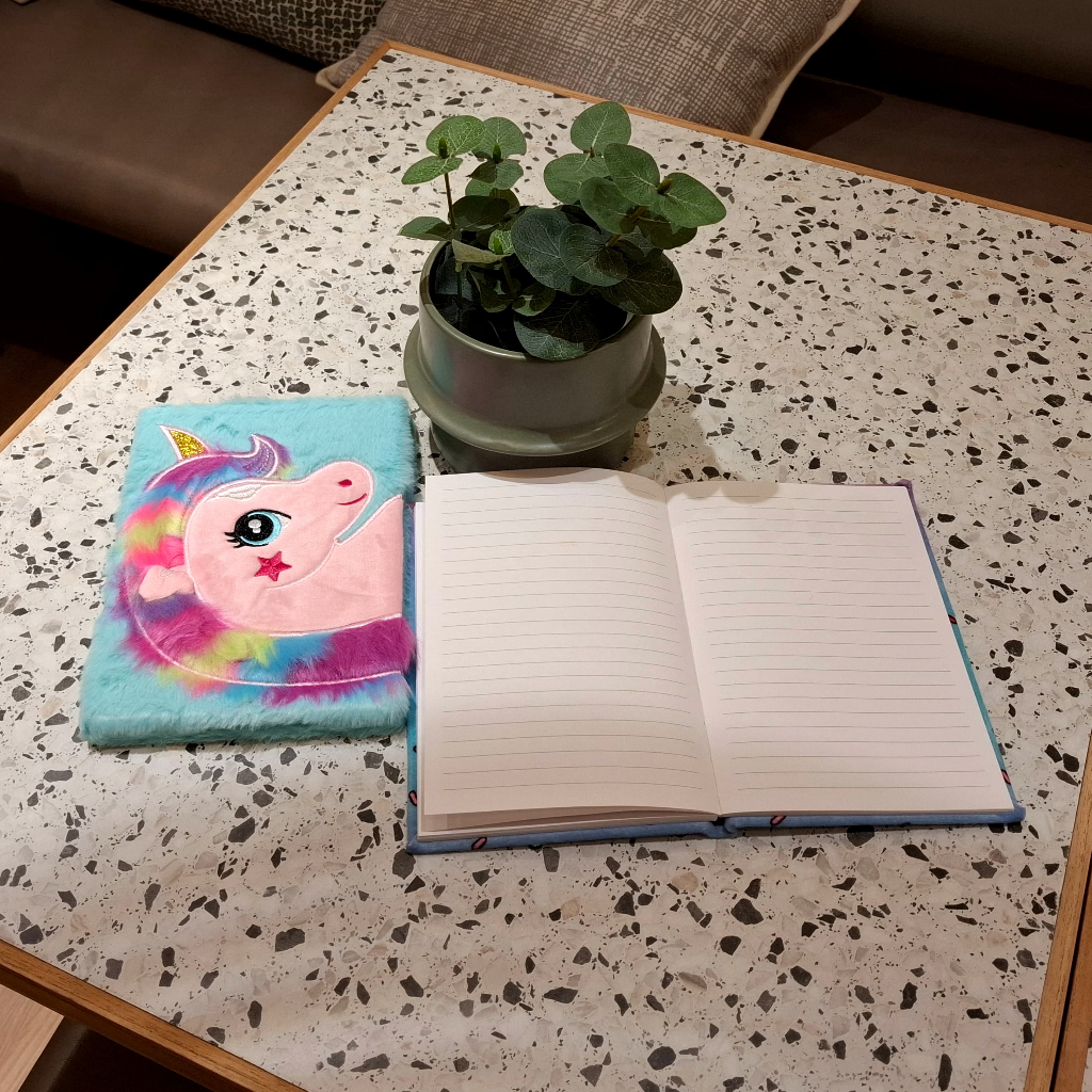 

RB Buku Diary Agenda Catatan Note Book Motif Fur Bulu Bulu Karakter Unicorn Horse Kuda Pony
