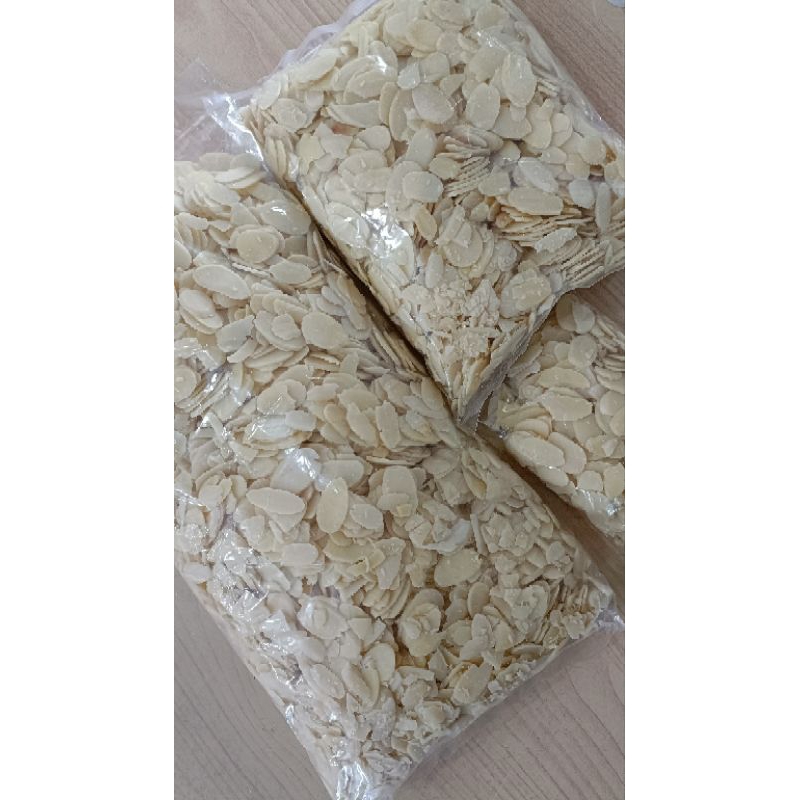 

Almond Slice Repack (500gr) & (250gr)