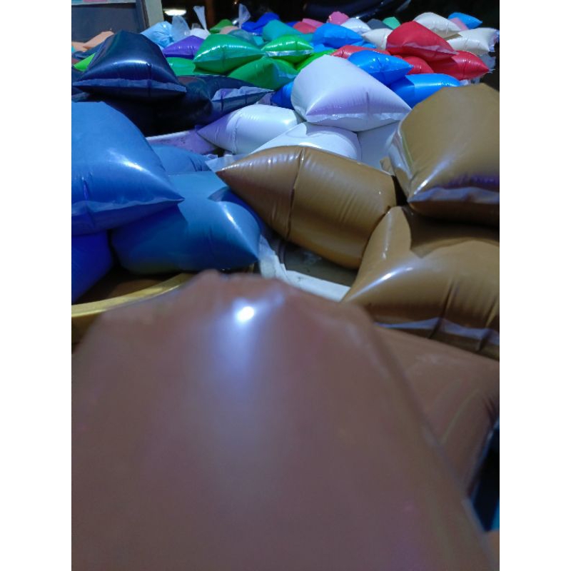 Cat Tembok Kiloan Berkualitas Warna Cerah Doff