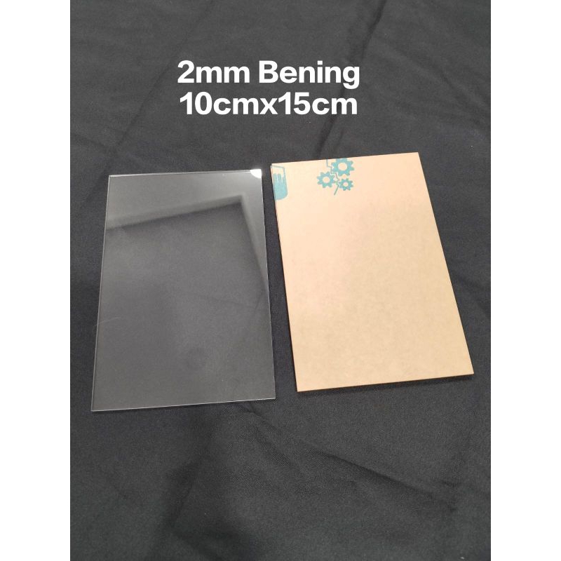 

Akrilik Lembaran Bening Tebel 2mm 10cm x 15cm