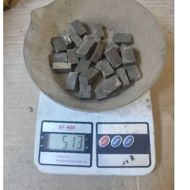 segmen bekas tebal utuh