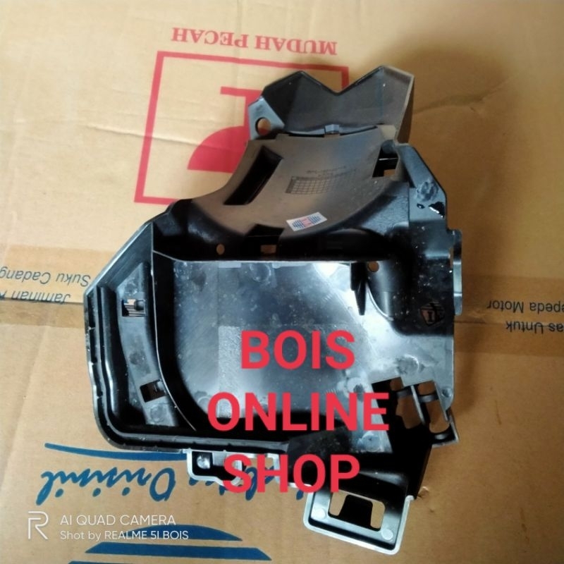 Spakbor kolong vario 125-150 led old 2015-2017