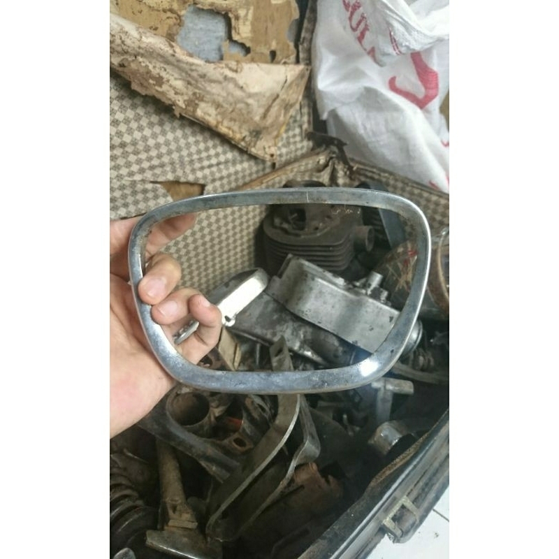 Ring Lampu Vespa Super/Sprint.