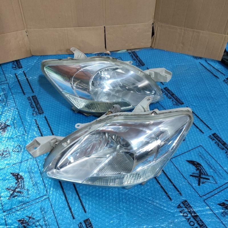 Headlamp Lampu Depan Vios (Gen 2) 2010 HID Original