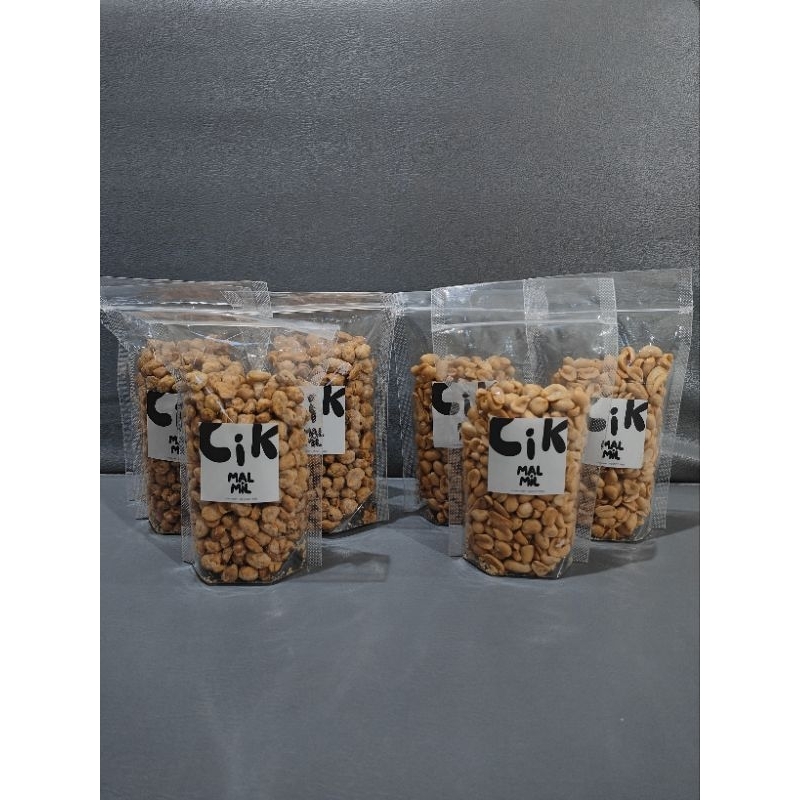 

CIK MALMIL Kacang asin bawang putih / kacang disco crispy