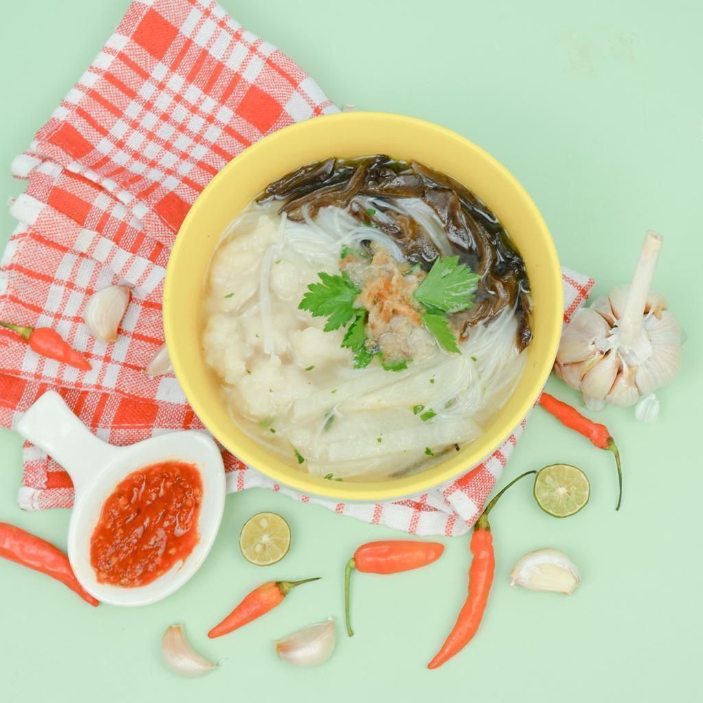 

AUFA'S TEKWAN KHAS PALEMBANG (SOHUN/IRISAN BENGKOANG/JAMUR/KUAH DAN SAMBAL)