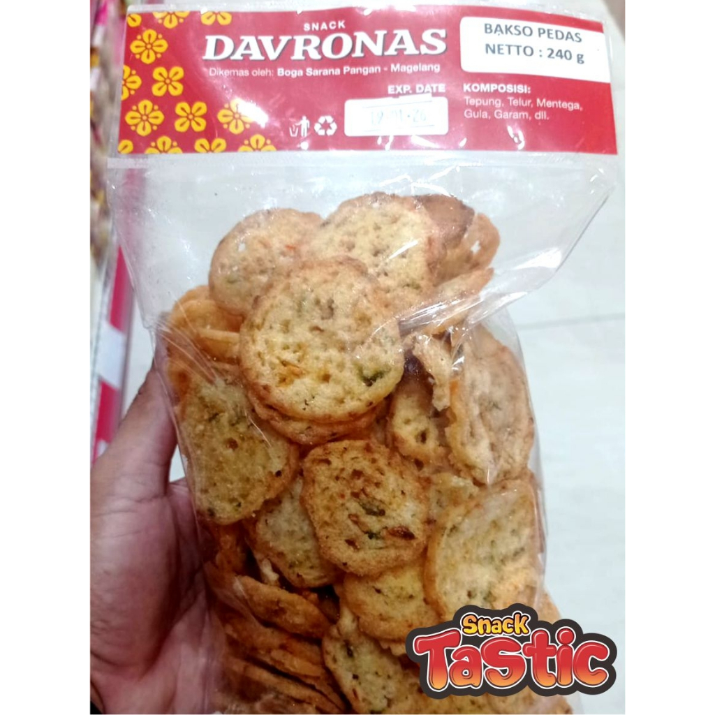 

BAKSO GORENG PEDAS DAVRONAS 240GR / camilan Dan oleh-oleh khas Magelang, Jogja, purworejo, wonosobo