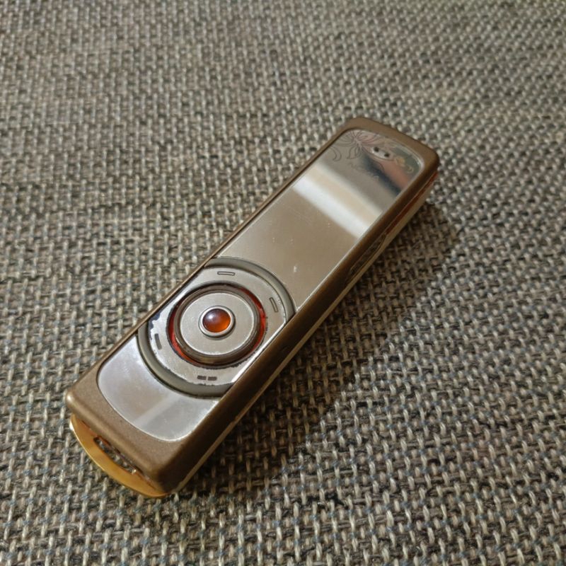 Nokia 7380 L'amour buat pajangan koleksi atau bahan cek deskripsi