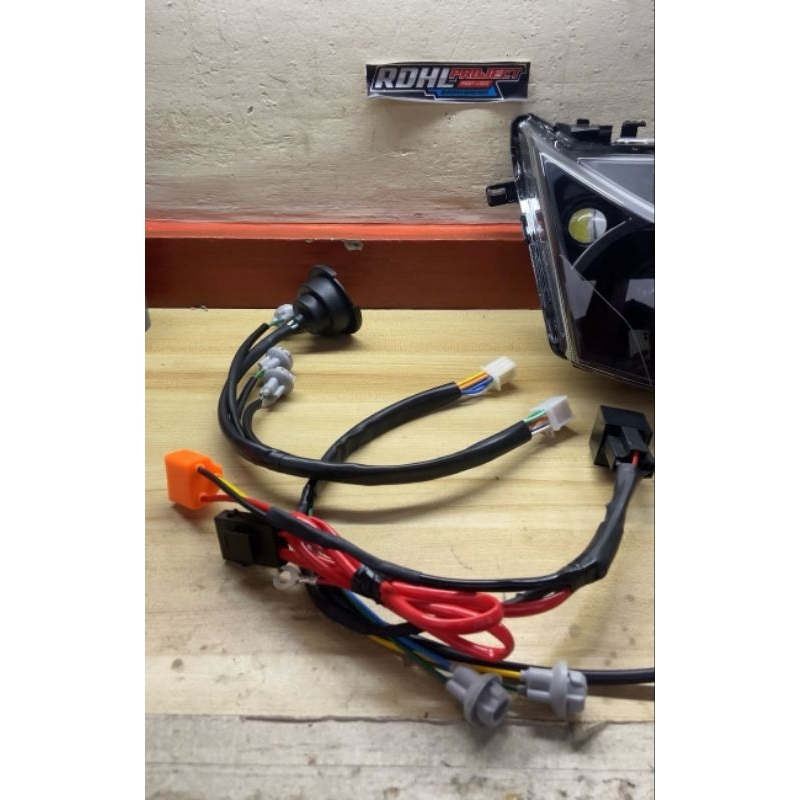 fitting soket lampu depan H4 set relay dan non relay motor Honda beat karbu beat fi beat esp
