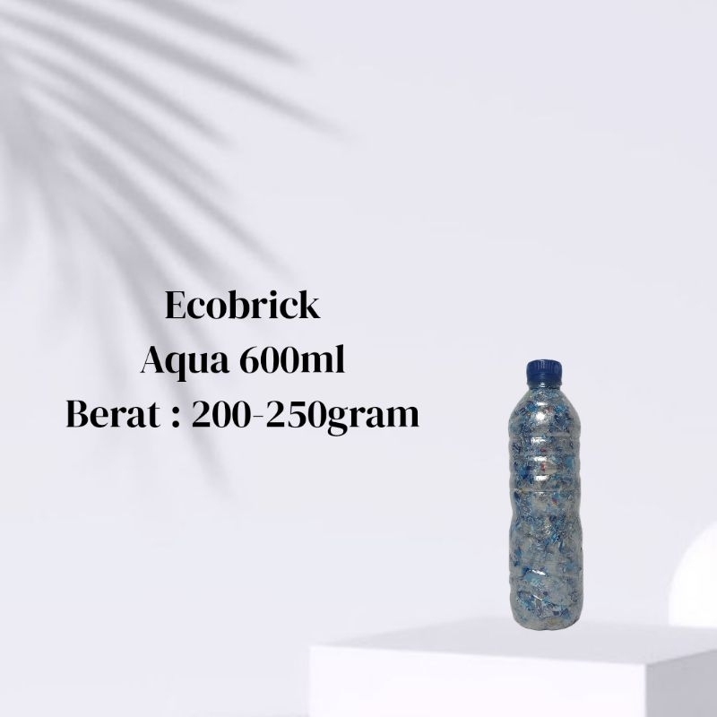Ecobrick Aqua 600ml 200-250gram Padat Plastik Dominan Biru