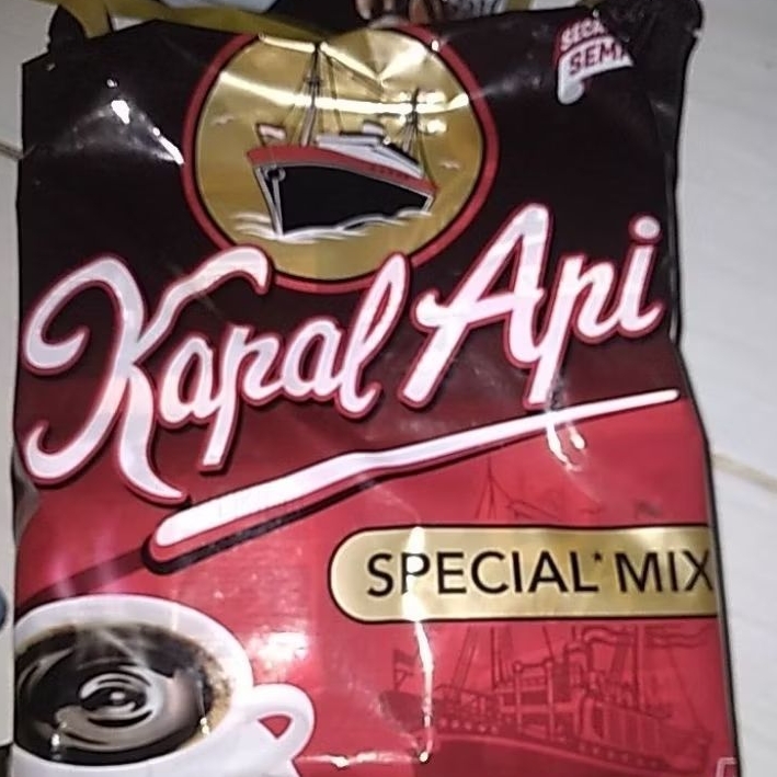 

Kopi Kapal api mix kartonan