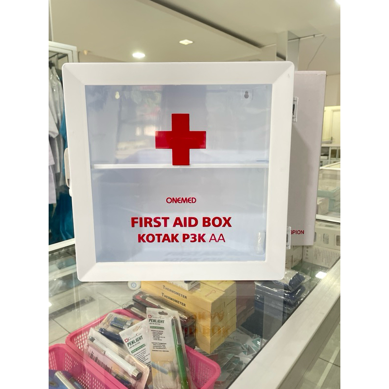 KOTAK P3K PLASTIK ONEMED / KOTAK P3K DINDING