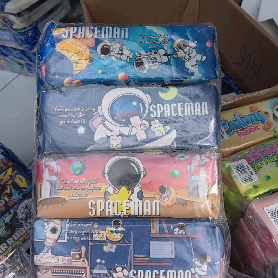 

Tempat pensil astronot 086 /089 pencil case cowok Murah Grosir