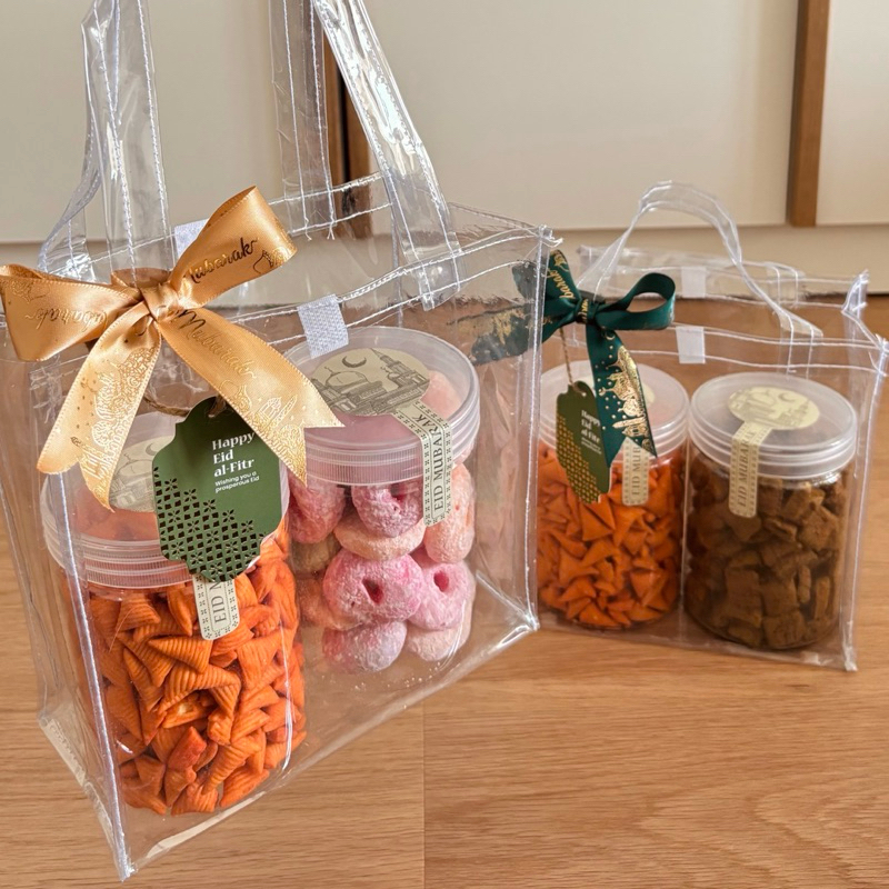 

Hampers & Gifts / Hadiah Lebaran / Hadiah Wisuda / Hadiah Ultah