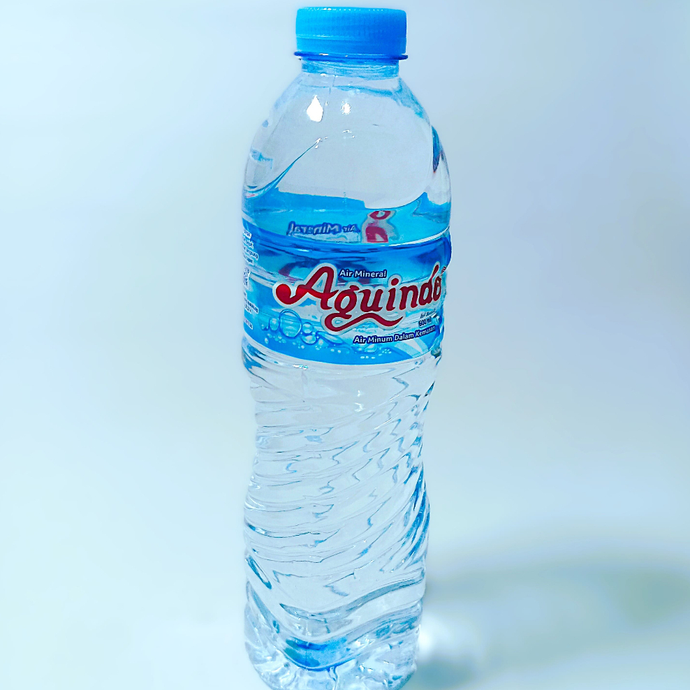 

Aquindo Air Mineral Botol Kotak Mini 600ml 1 Botol