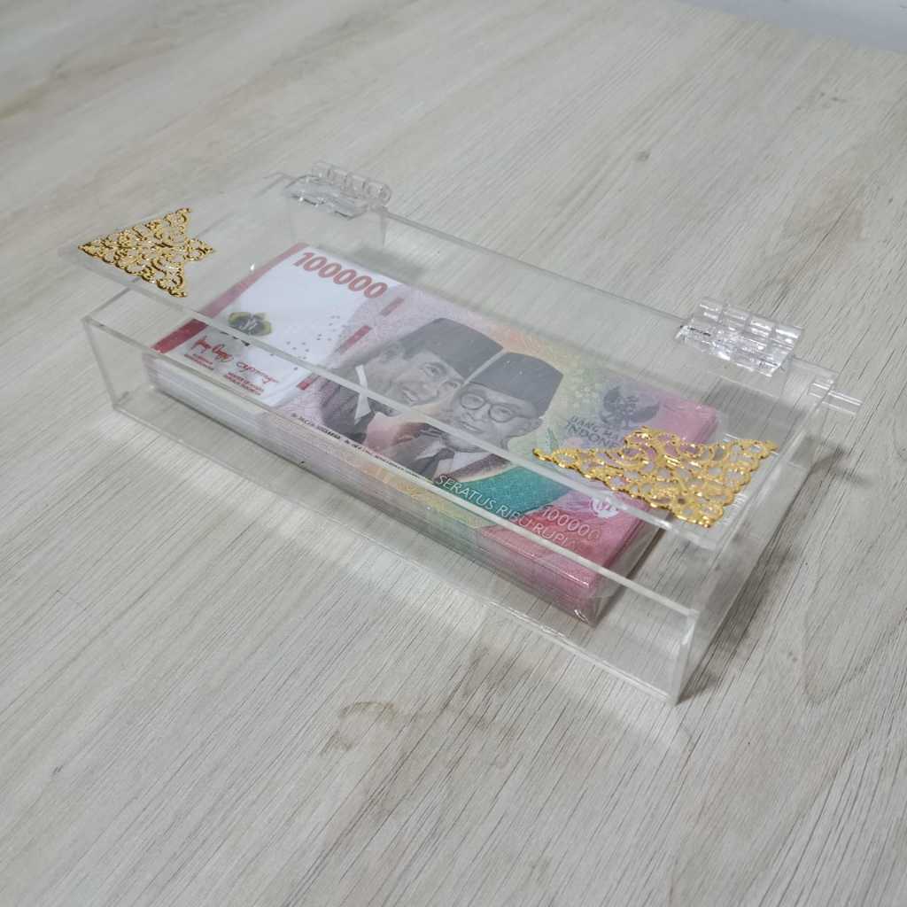 Kotak Uang Mahar Pernikahan Bahan Akrilik Pake Tutup Engsel